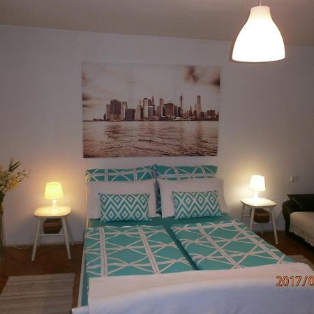 Apartments With A Parking Space Samobor, Prigorje - 12869 客房 照片